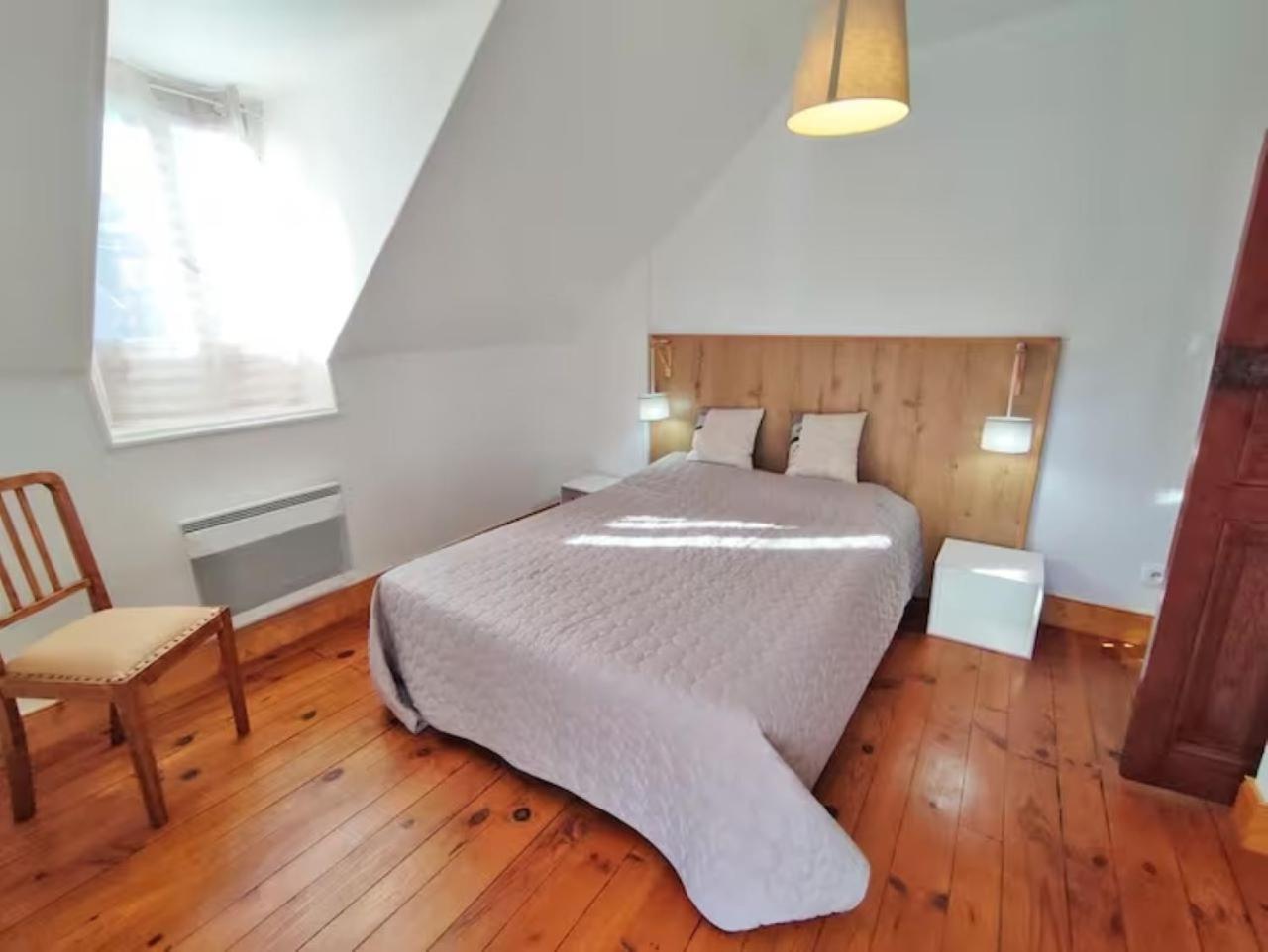 L'Alexiane, Centre Luchon, Parking Gratuit, Wifi Lägenhet Bagnères-de-Luchon Exteriör bild